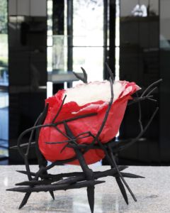 室久保裕美子(さきたま)
「水のない いけばな」